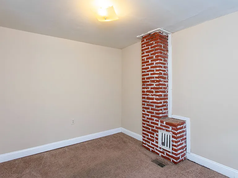 1604 N Bouvier St — Photo 20