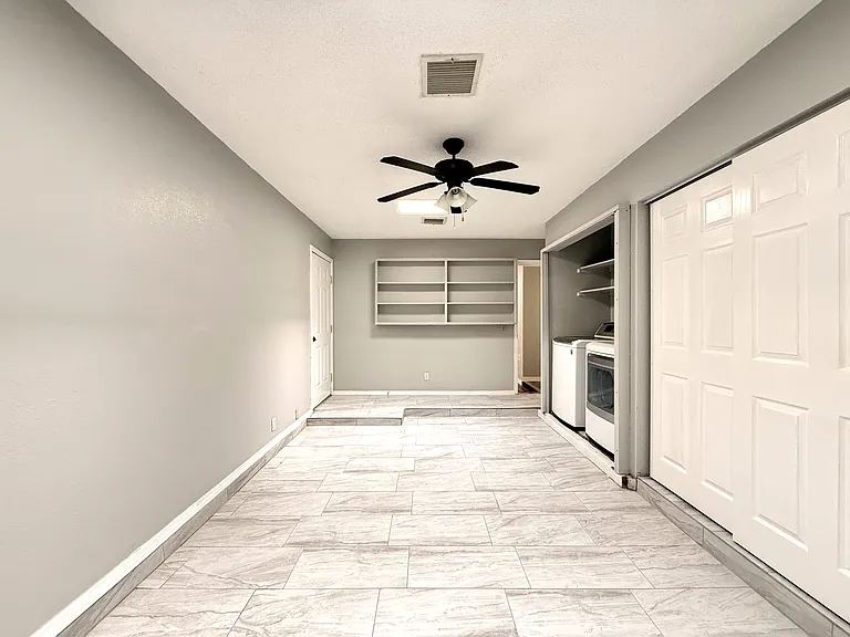 10405 Ashwood Dr — Photo 6