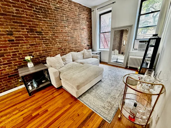 435 East 75th Street image 1 of 29