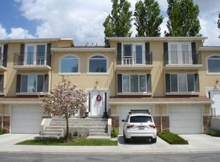 9489 S Fairway View Dr, Sandy, UT 84070