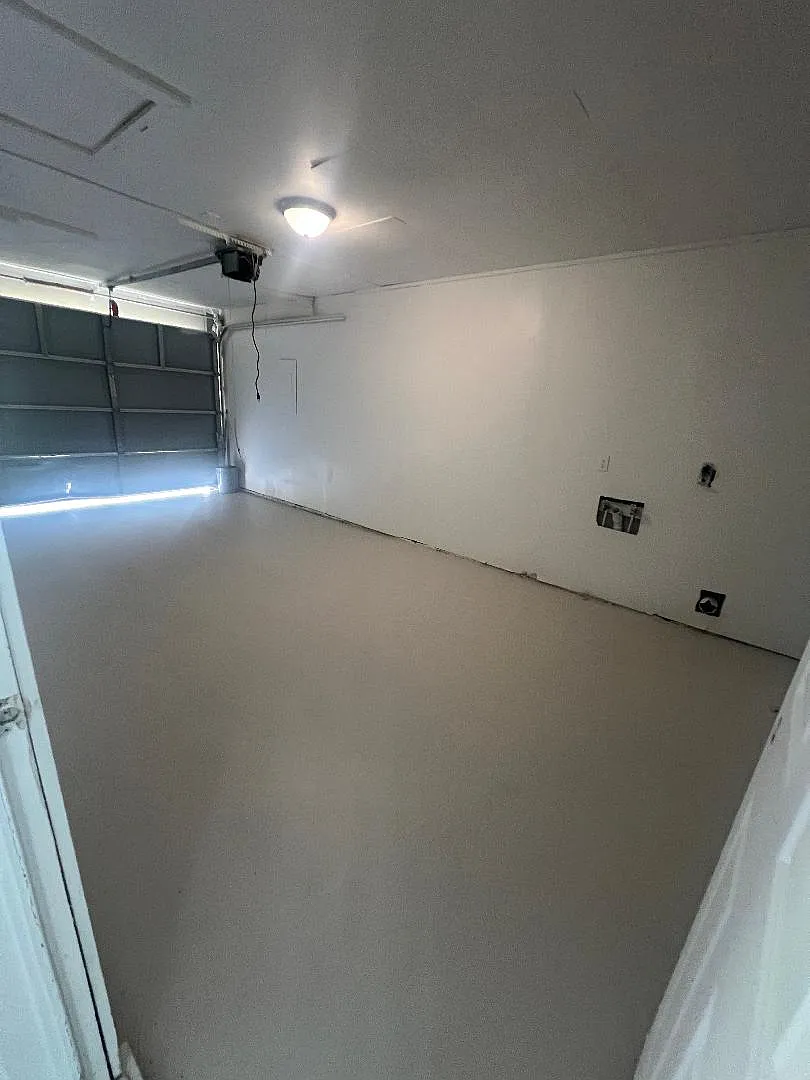 3 bed, 1.5 bath, 1232 sqft, $1,550 — Photo 4