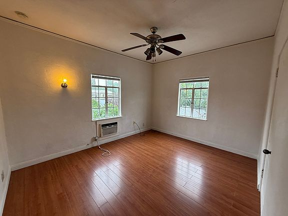 2nd image of 2114 16th St APT 8