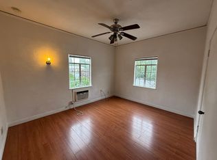2114 16th St APT 8, Sacramento, CA 95818