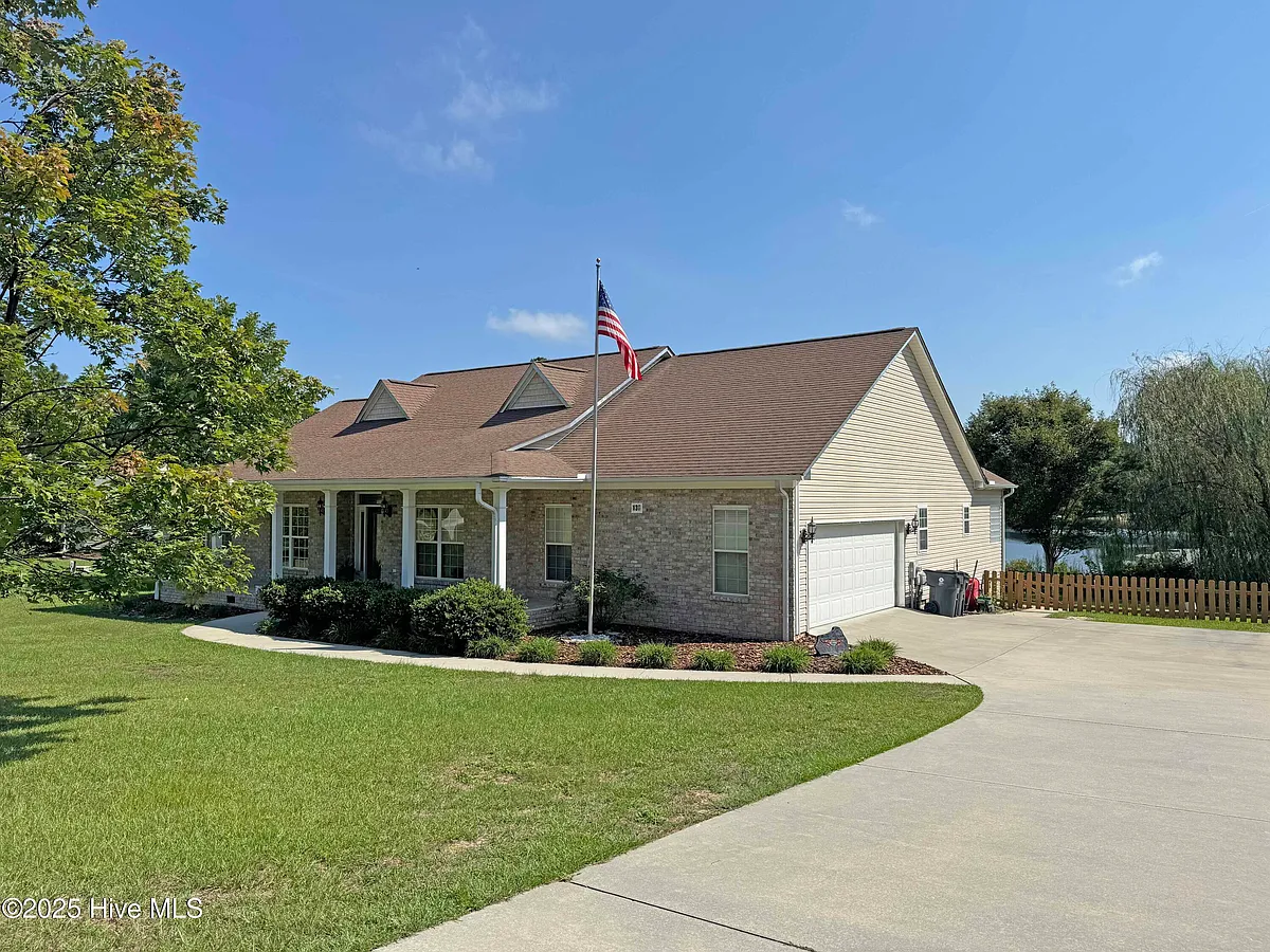 Building Photo - 130 Presnell Ct