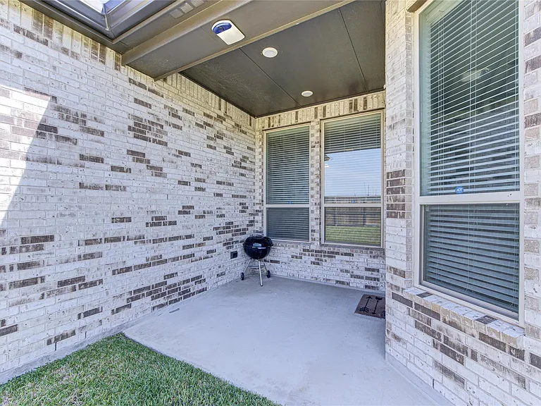 20807 Shawbrook Dr — Photo 48