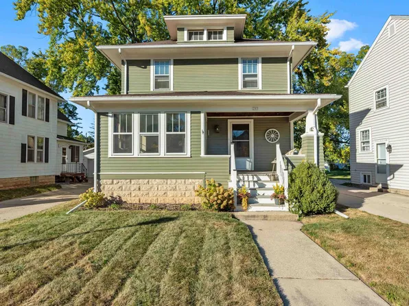 257 4th St, Fond Du Lac, WI 54935