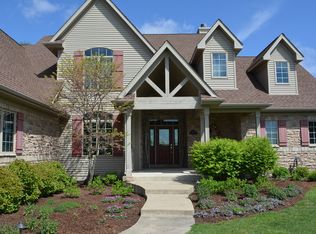 14810 Chais Ct W, Hinckley, IL 60520
