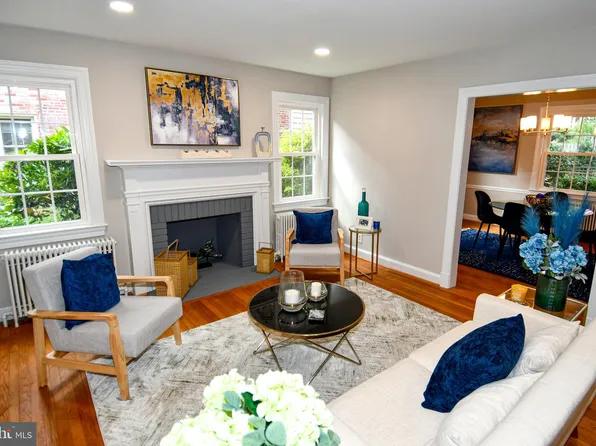 4419 Davenport St NW, Washington, DC 20016