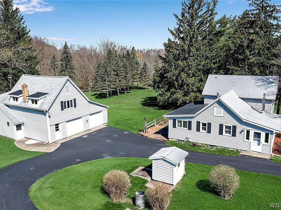 1727 Center St, East Aurora, NY 14052 Zillow