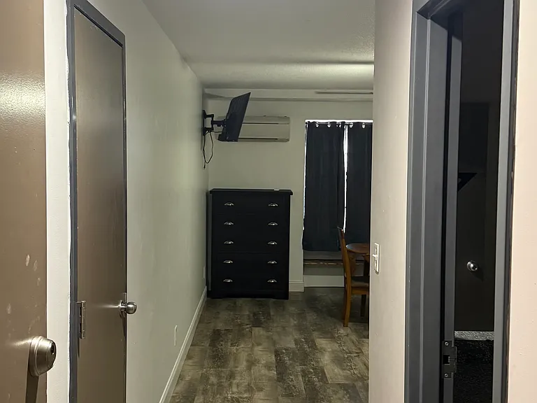 309 W Adams St #61 — Photo 1