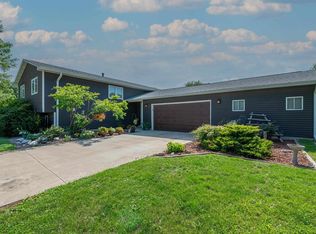 3904 179th St N, East Moline, IL 61244