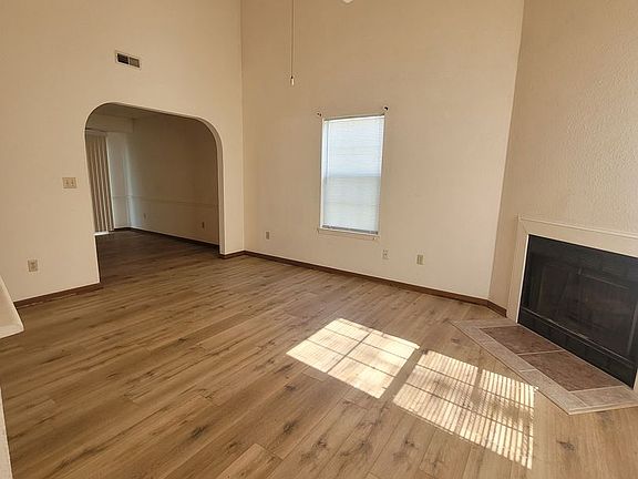 2nd image of 2300-2302 Monmouth Ct #2300