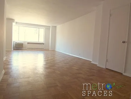 Rented by ER (DO NOT USE) | media 8