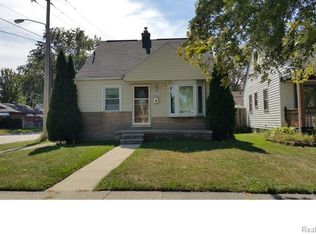 2205 McLain Ave, Lincoln Park, MI 48146