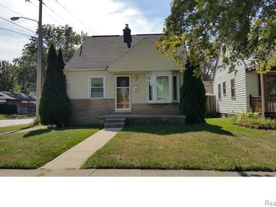 2205 McLain Ave, Lincoln Park, MI, 48146