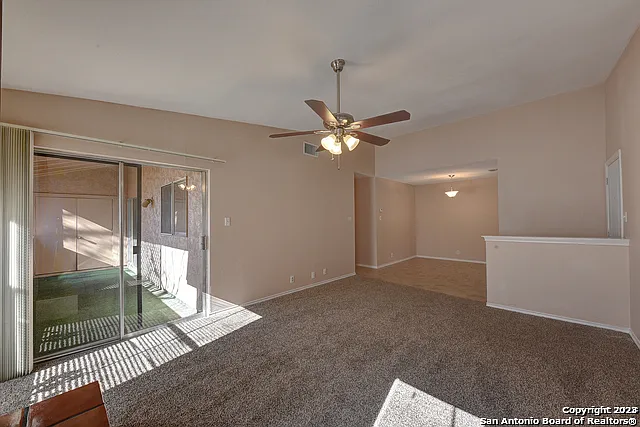 2 bed, 2.0 bath, 1118 sqft, $1,275 — Photo 4