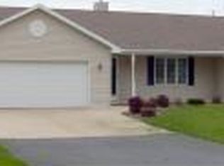 2086 Minnie Ln, Green Bay, WI 54313