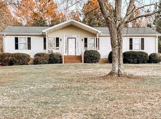 514 Syracuse Rd, Powdersville, SC 29642