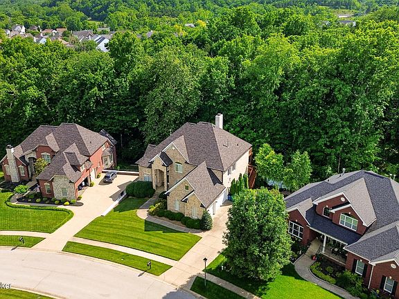 3rd image of 17036 Ashburton Dr