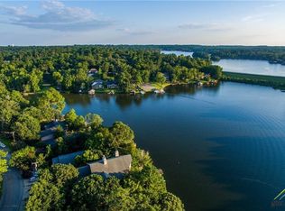 528 Hideaway Ln E, Hideaway, TX 75771
