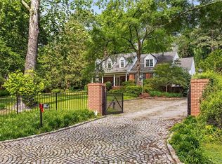 233 Ross Rd, Henrico, VA 23229