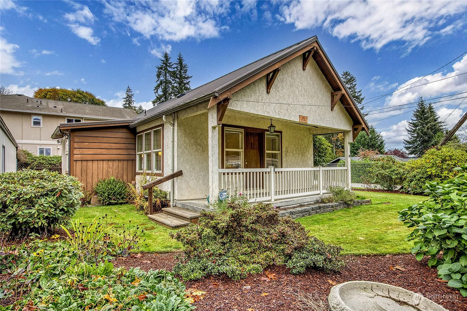6954 NE Center Street photo 1