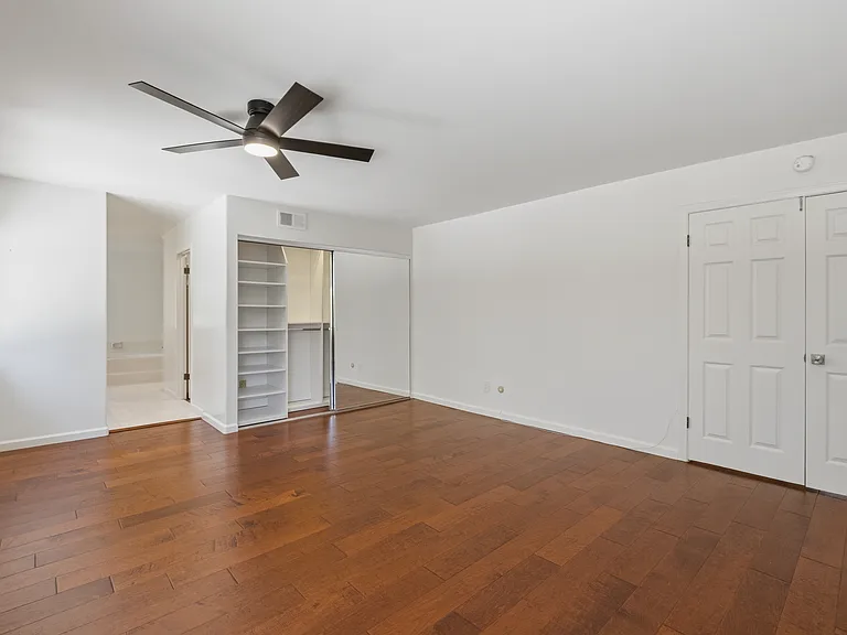 4215 Balcony Dr — Photo 28