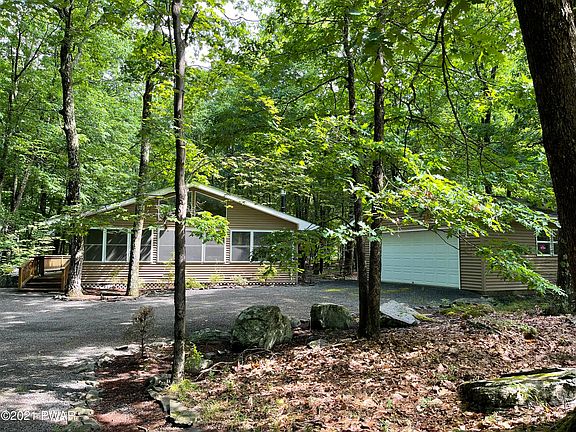 2nd image of 107 Curlew Dr