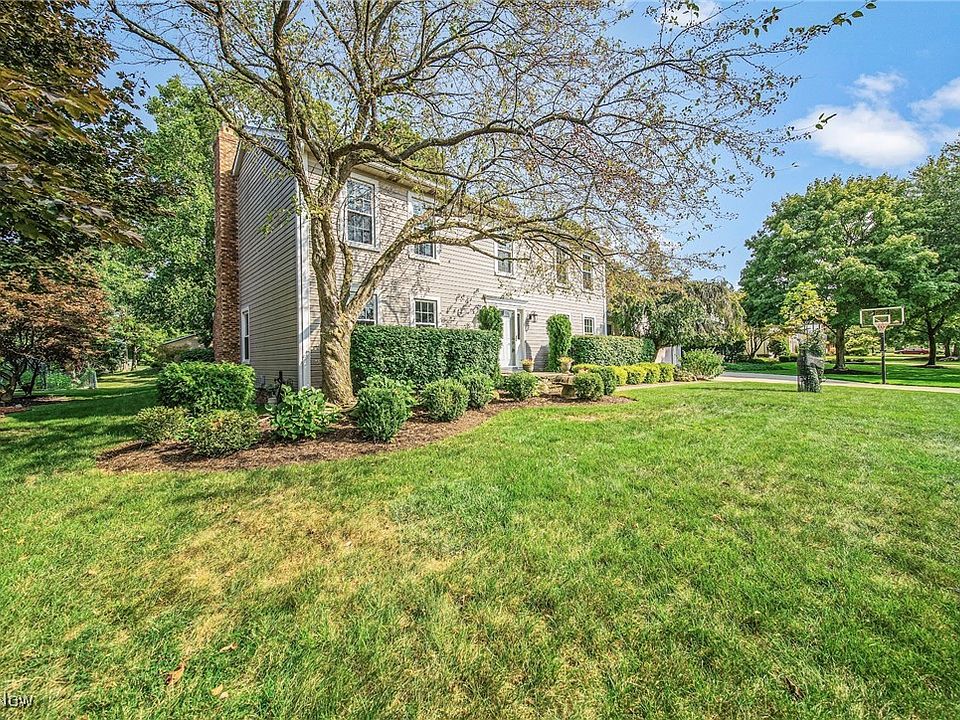 1st image of 421 Lassiter Dr