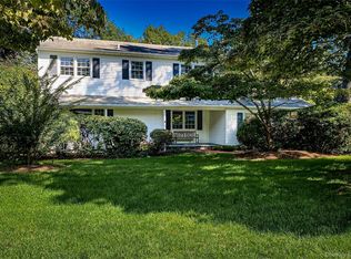 15 Fox Rd, East Setauket, NY 11733