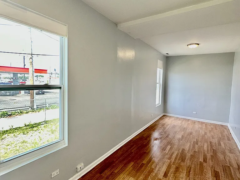 5518 S Wells St #1 — Photo 6