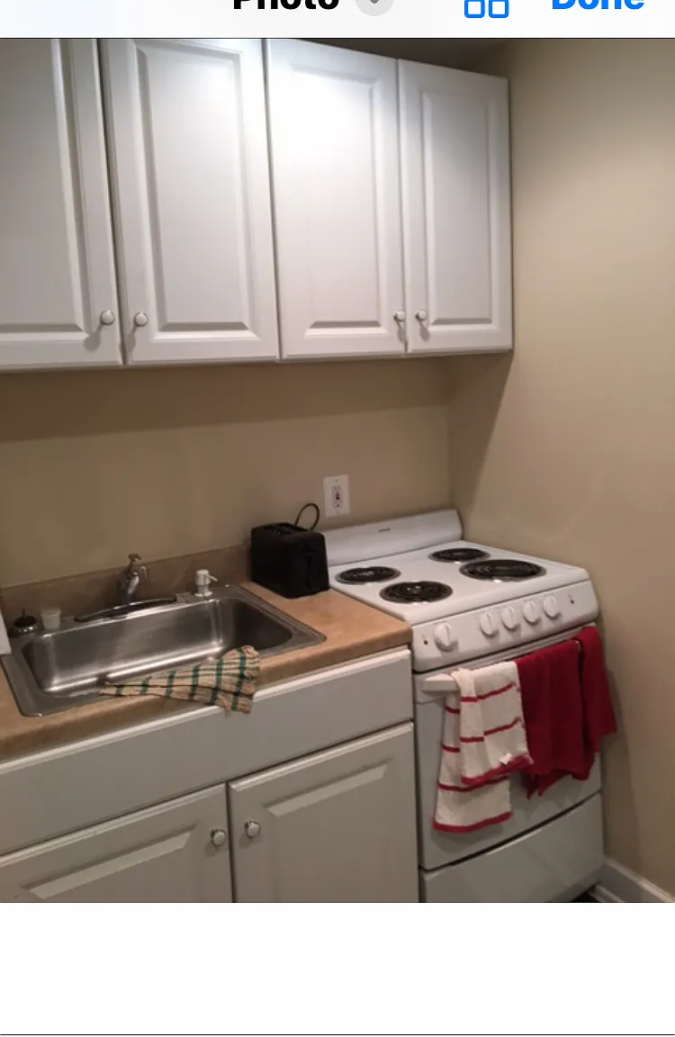 2 bed, 1000 sqft, $1,700 — Photo 3