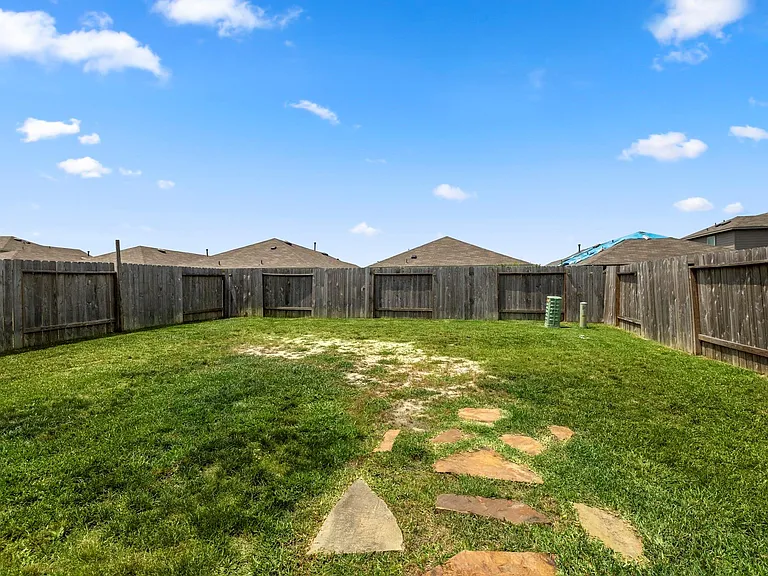 5451 Tuscany Hills Ln — Photo 38