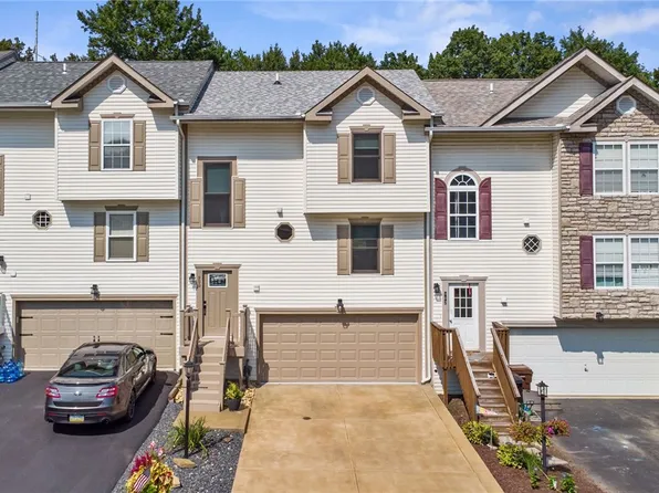 900 Talon Ct, Leechburg, PA 15656