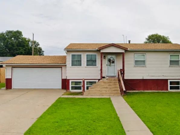 344 W 5th St, Kinsley, KS 67547