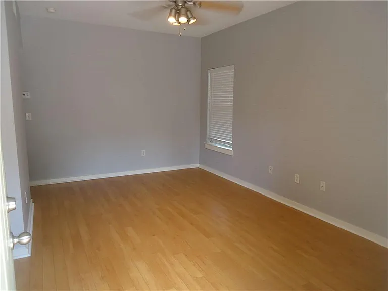 2106 Cullen Ave #102 — Photo 7