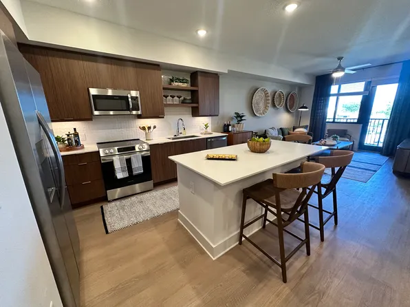 6881 SW 27th St #A1, Miami, FL 33155