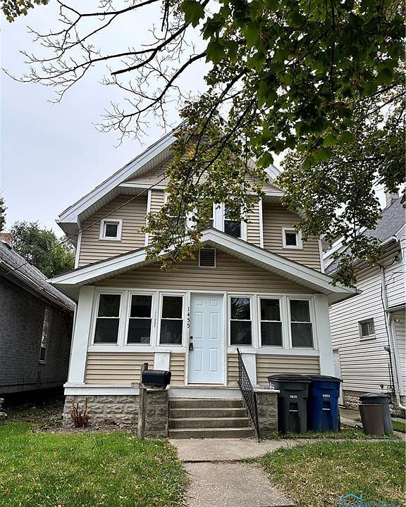 1st image of 1455 Prouty Ave