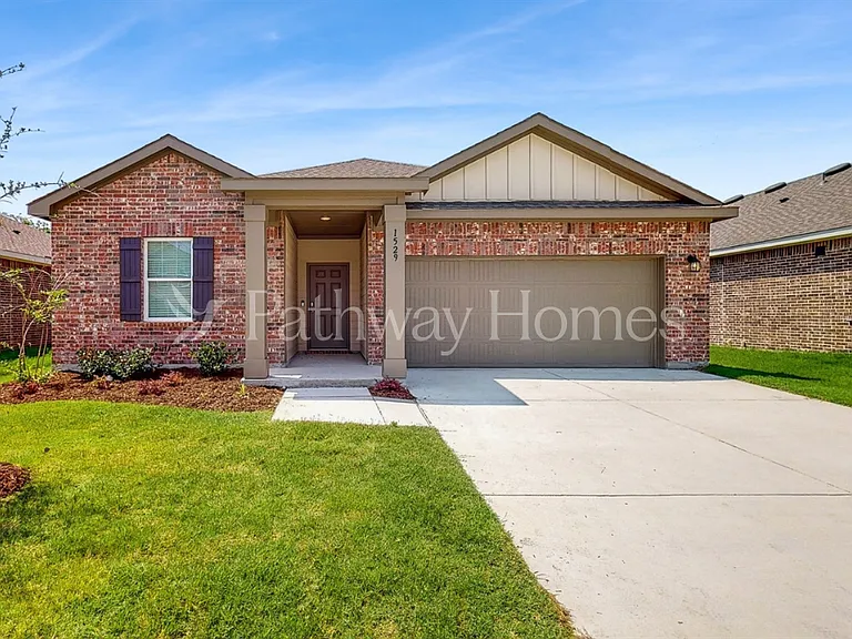 1529 Ancer Way — Photo 2
