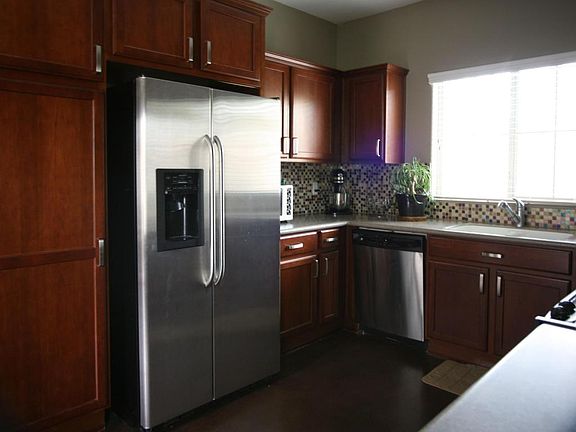 5th image of 26527 N 53rd Gln