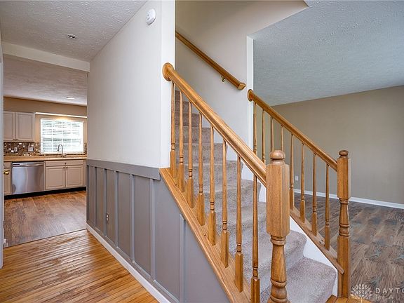 5th image of 513 Silverwood Farms Dr