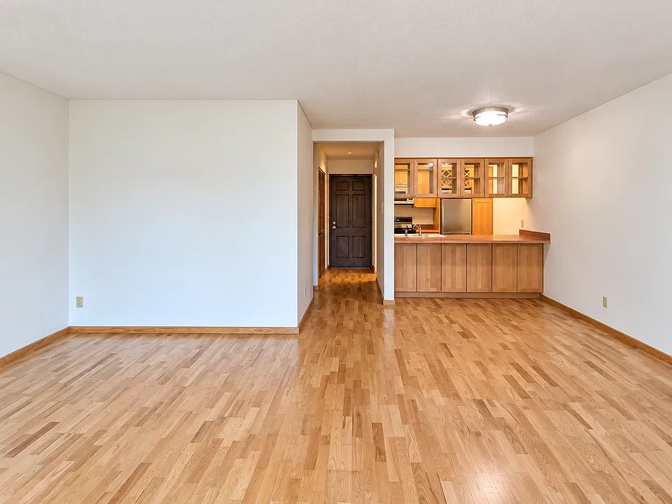 6670 Vernon Ave #409