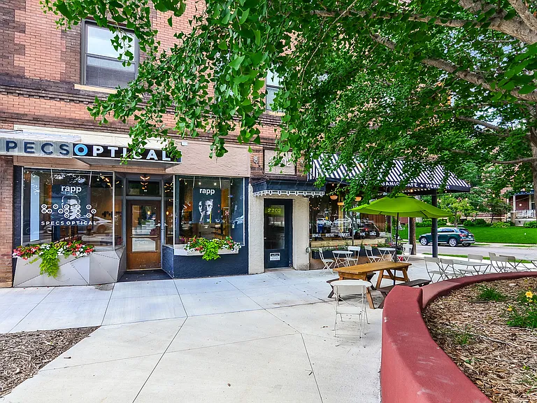 2202 Hennepin Ave E #5 — Photo 1