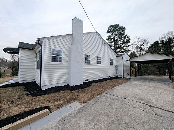 4th image of 615 Midland Ave