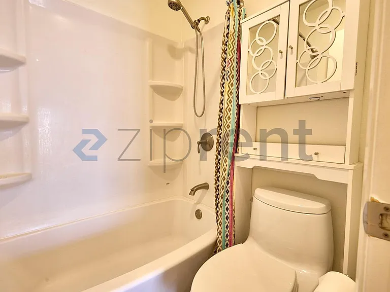 25761 Le Parc #87 — Photo 10