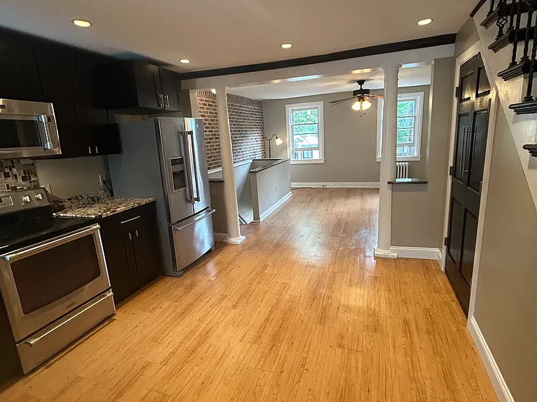 118 Boas St #2 — Photo 7