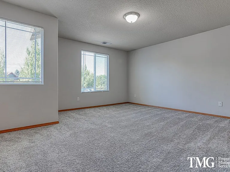 Covington Townhomes — Photo 42
