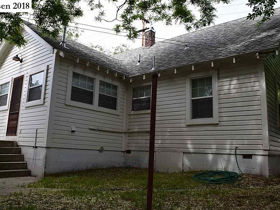 5th image of 205 N Weatherlow St