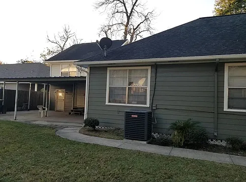 924 Kelley St Photo 1