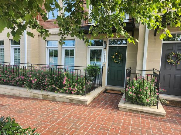 10353 Main St